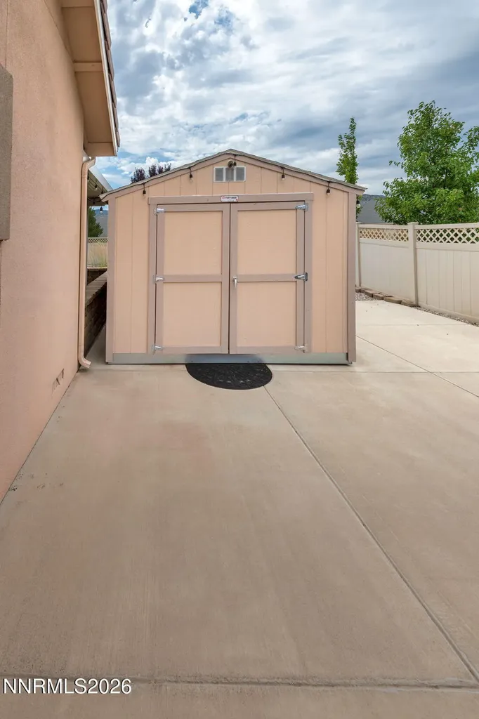 133 Denio Dayton NV 89403