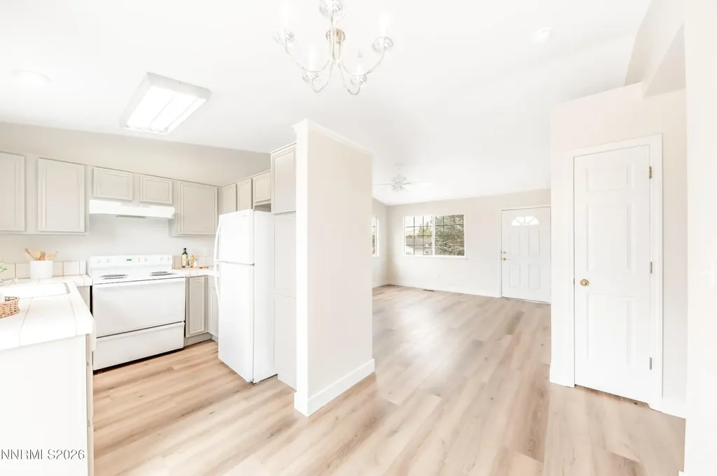 5654 Cranberry Sun Valley NV 89433