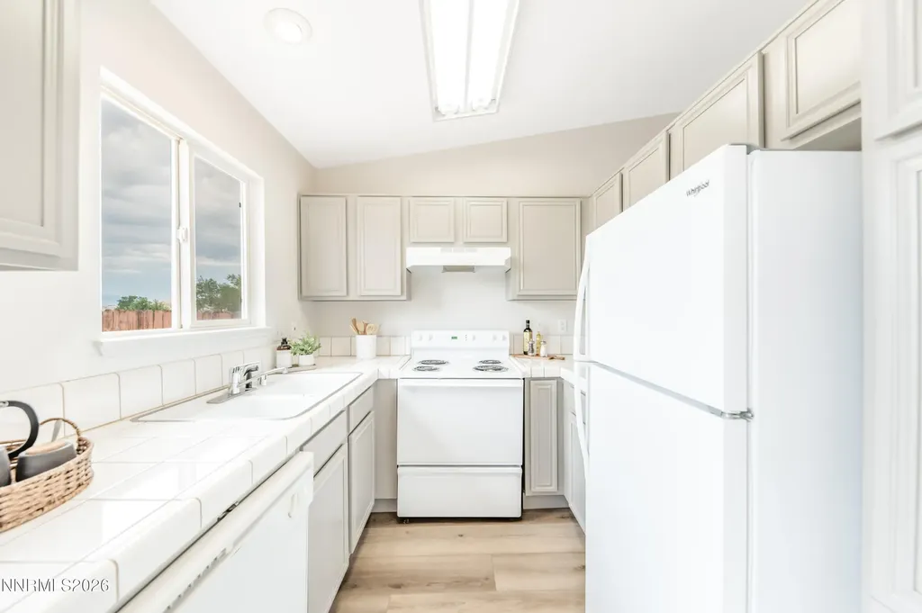 5654 Cranberry Sun Valley NV 89433
