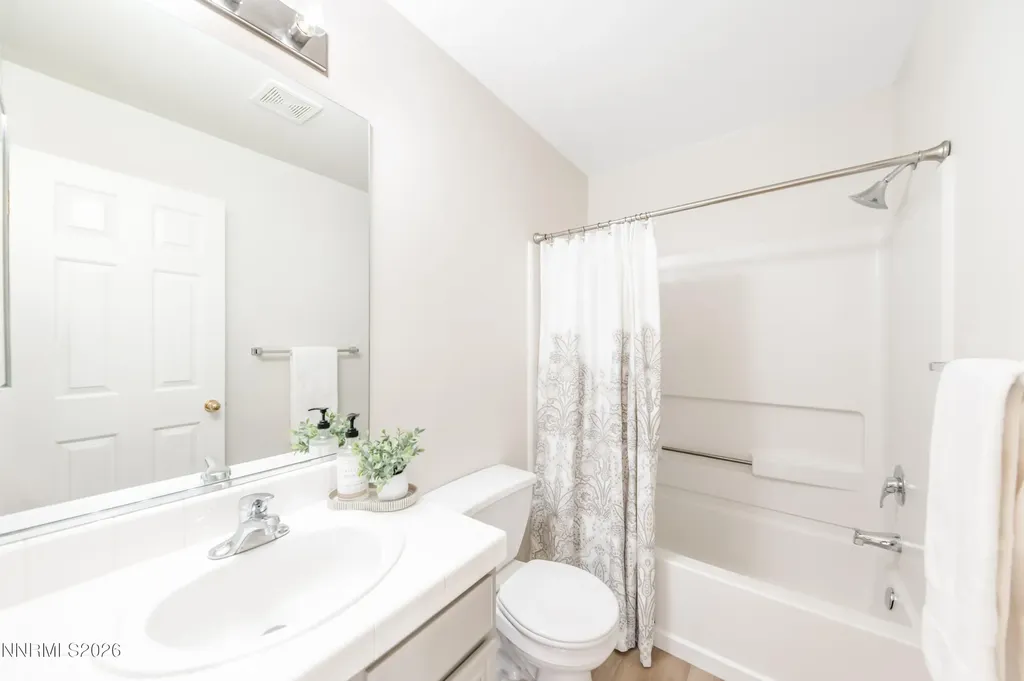 5654 Cranberry Sun Valley NV 89433