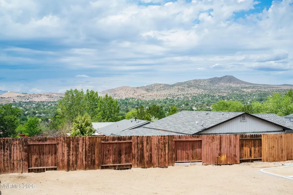5654 Cranberry Sun Valley NV 89433