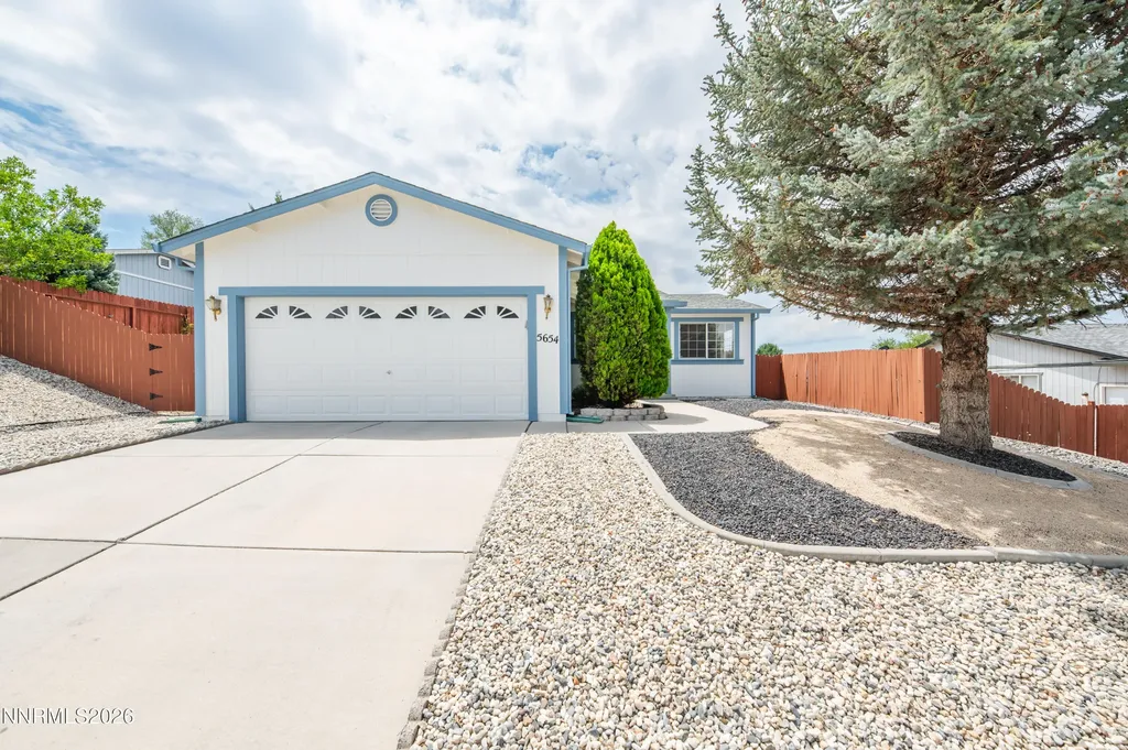 5654 Cranberry Sun Valley NV 89433