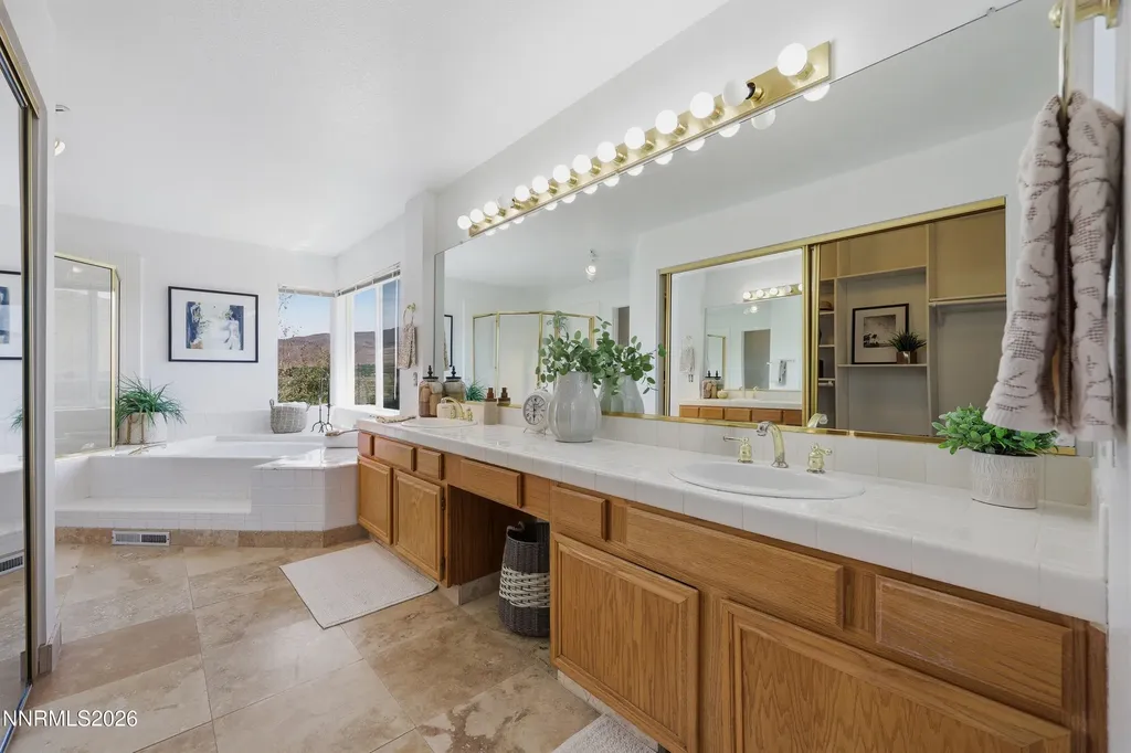4822 Eaglewood Reno NV 89502