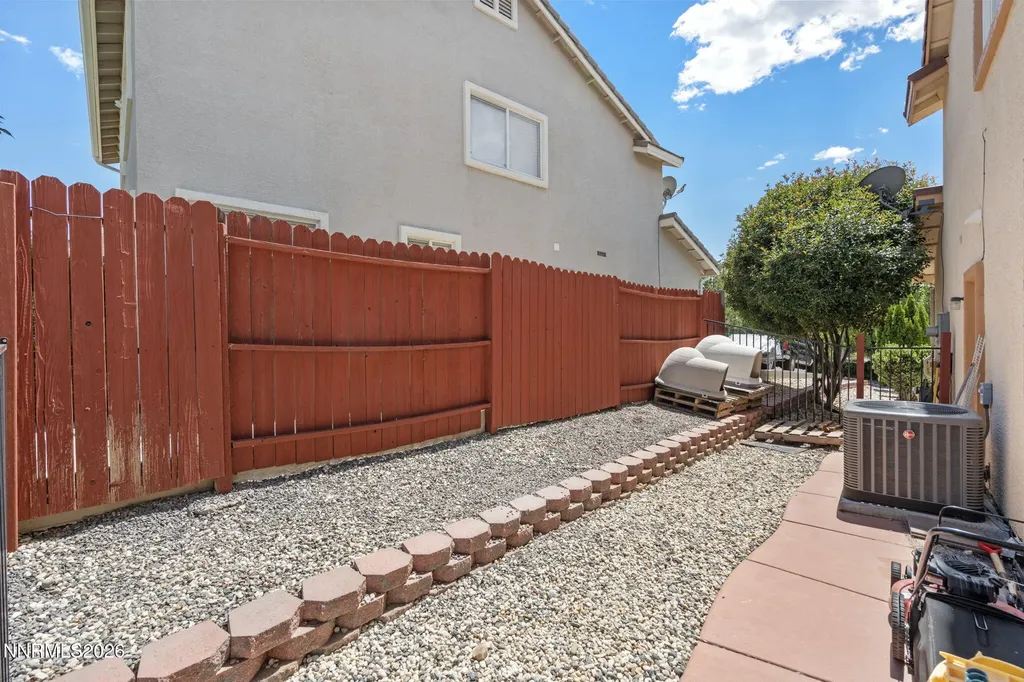 7233 Heatherwood Reno NV 89523