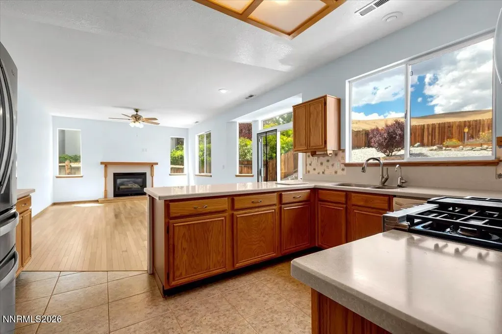 3947 Regal Reno NV 89503