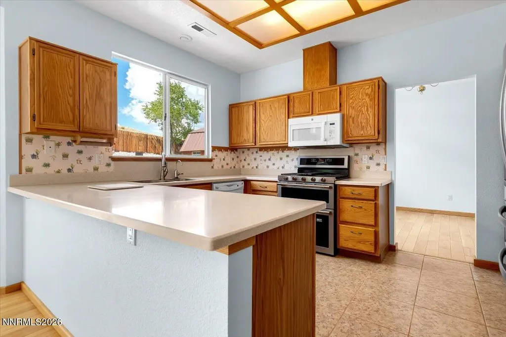3947 Regal Reno NV 89503
