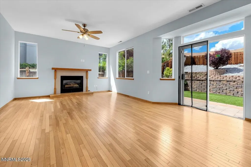 3947 Regal Reno NV 89503