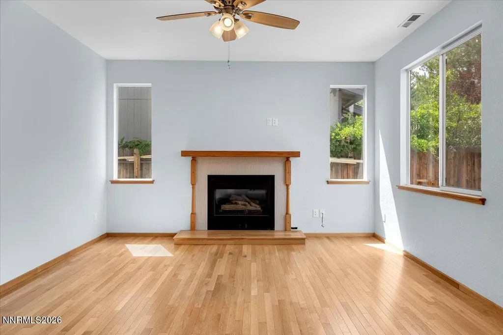 3947 Regal Reno NV 89503