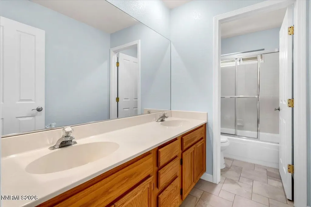 3947 Regal Reno NV 89503