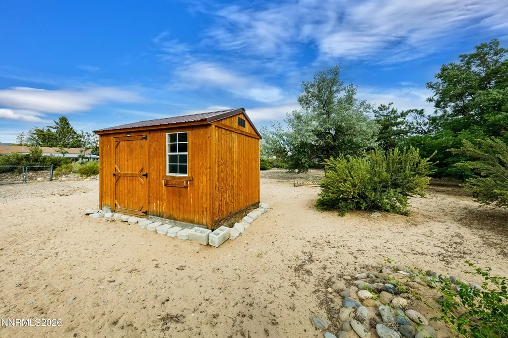 1565 Shirley Minden NV 89423