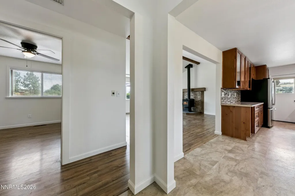 1565 Shirley Minden NV 89423