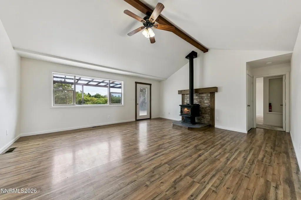 1565 Shirley Minden NV 89423