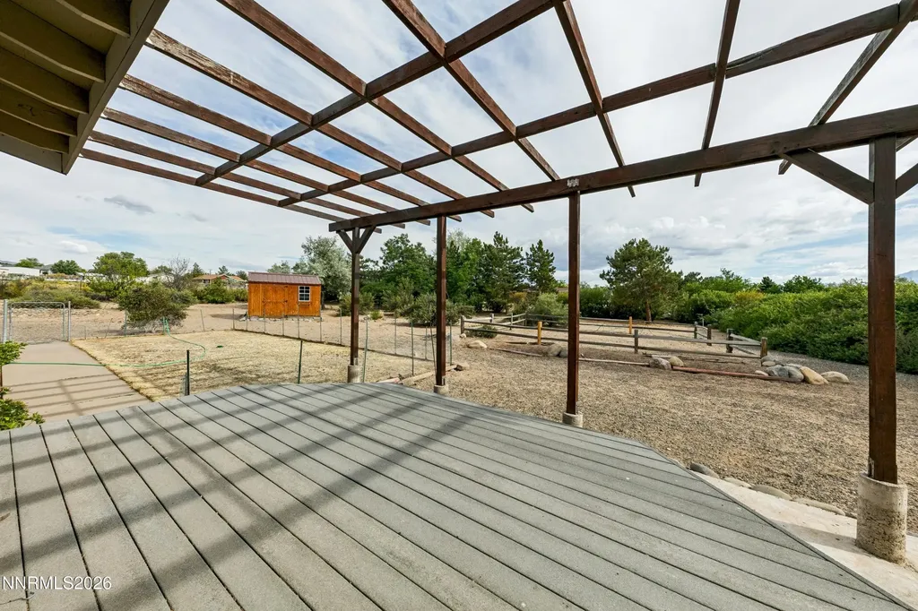 1565 Shirley Minden NV 89423