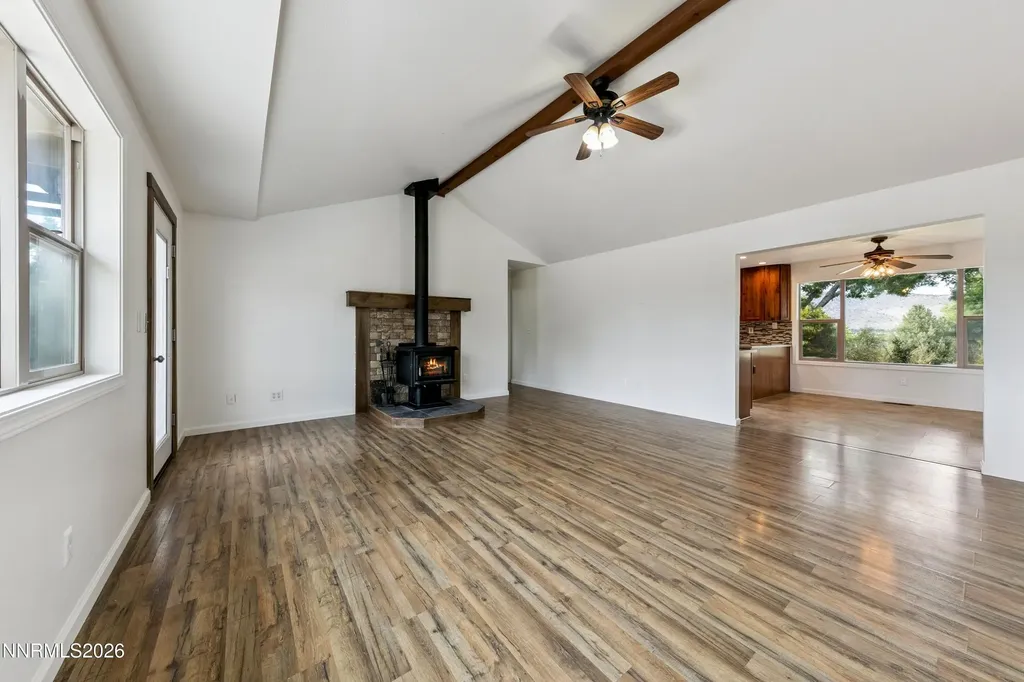 1565 Shirley Minden NV 89423