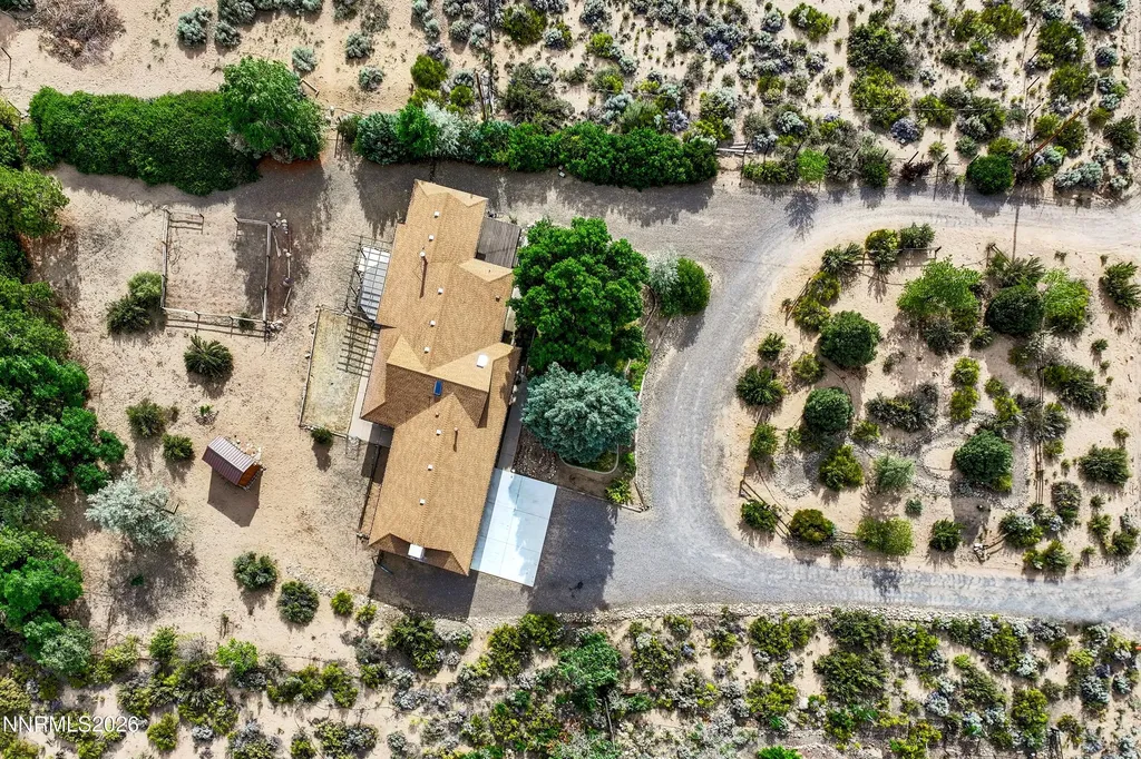 1565 Shirley Minden NV 89423