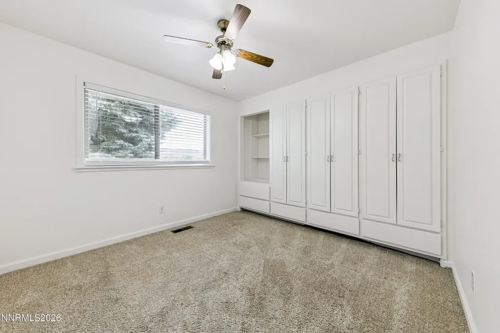 1565 Shirley Minden NV 89423