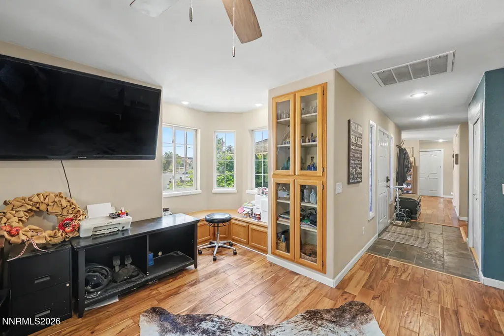 887 Ronald Fallon NV 89406