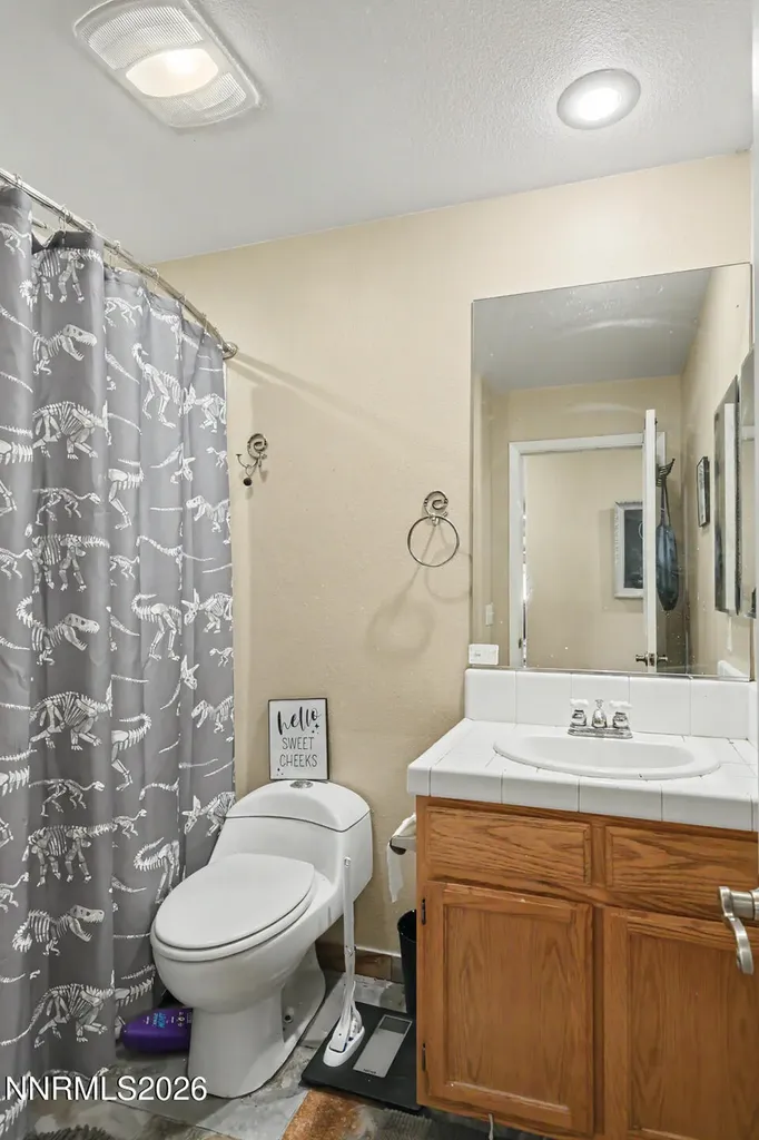 887 Ronald Fallon NV 89406