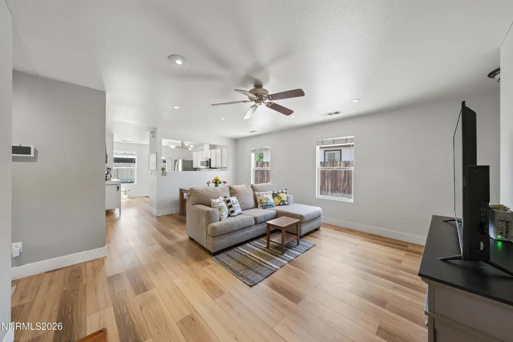 1277 Lullabrooke Sparks NV 89436