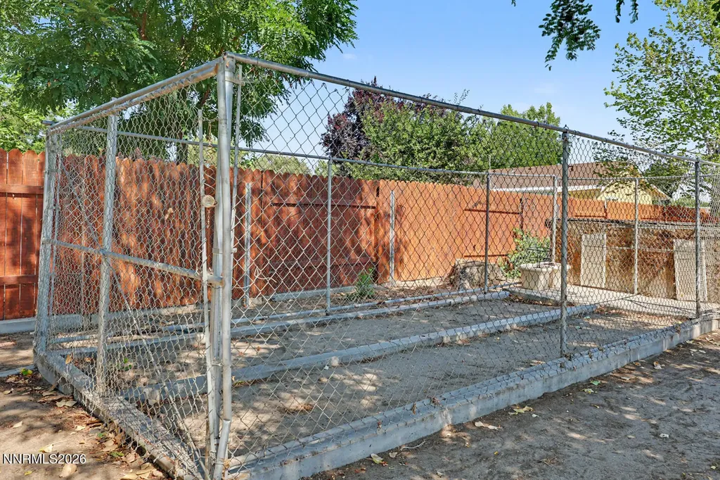 4635 Country River Fallon NV 89406