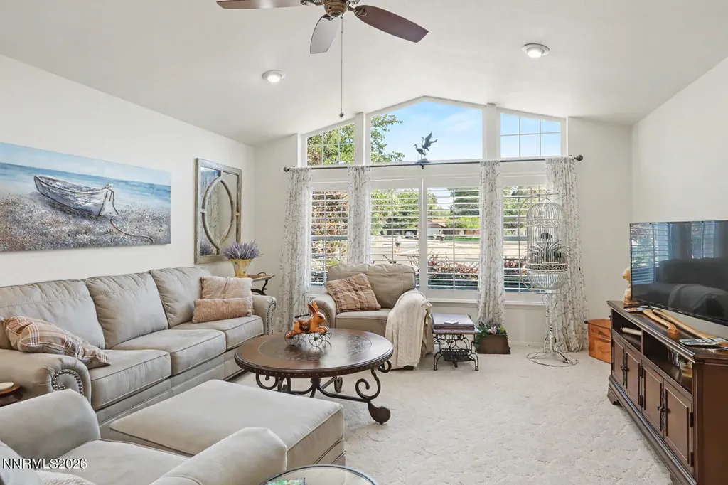 4635 Country River Fallon NV 89406