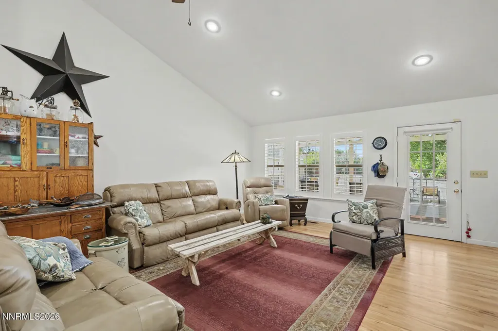 4635 Country River Fallon NV 89406