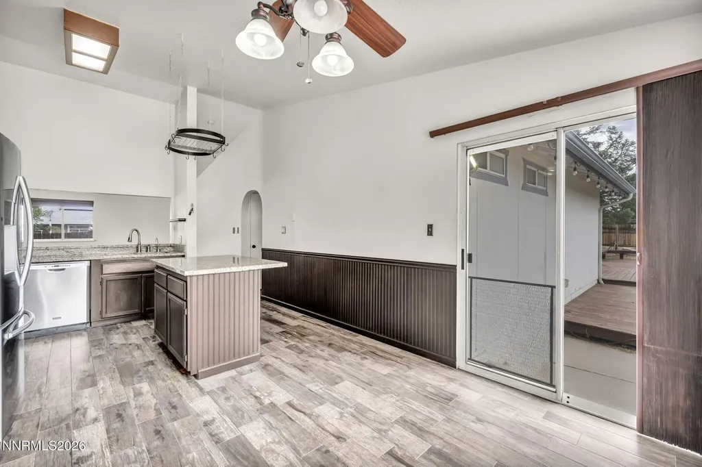 17575 Parrot Reno NV 89508