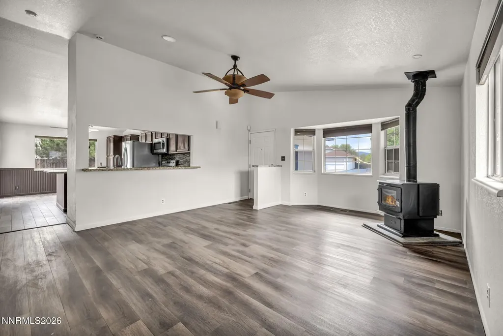 17575 Parrot Reno NV 89508