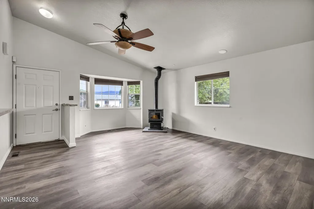 17575 Parrot Reno NV 89508