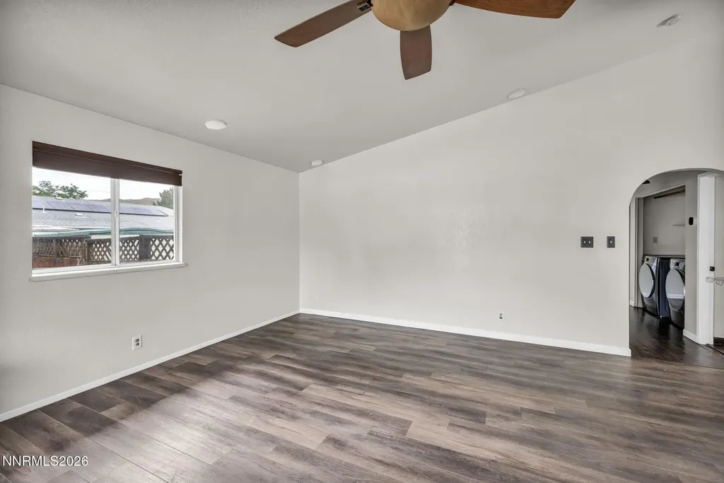 17575 Parrot Reno NV 89508