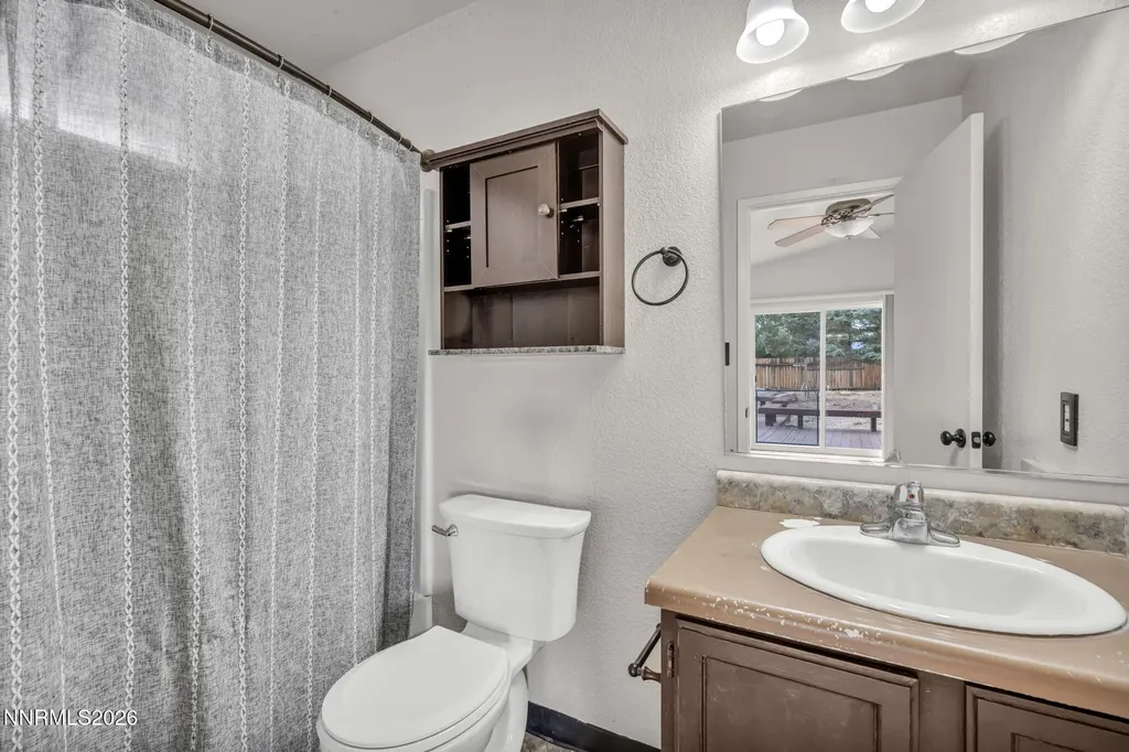 17575 Parrot Reno NV 89508