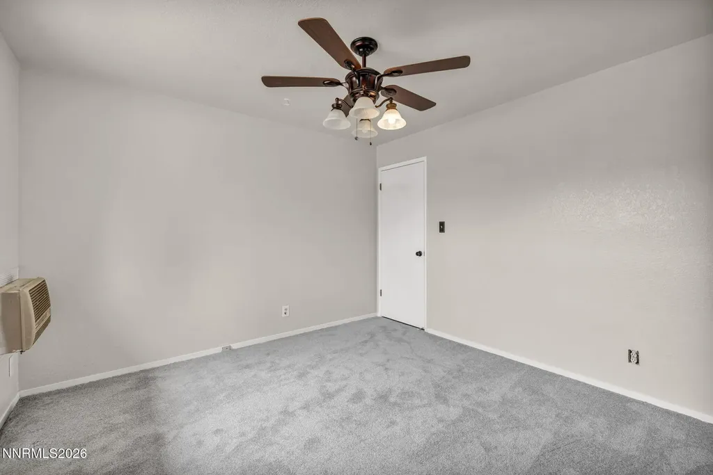 17575 Parrot Reno NV 89508