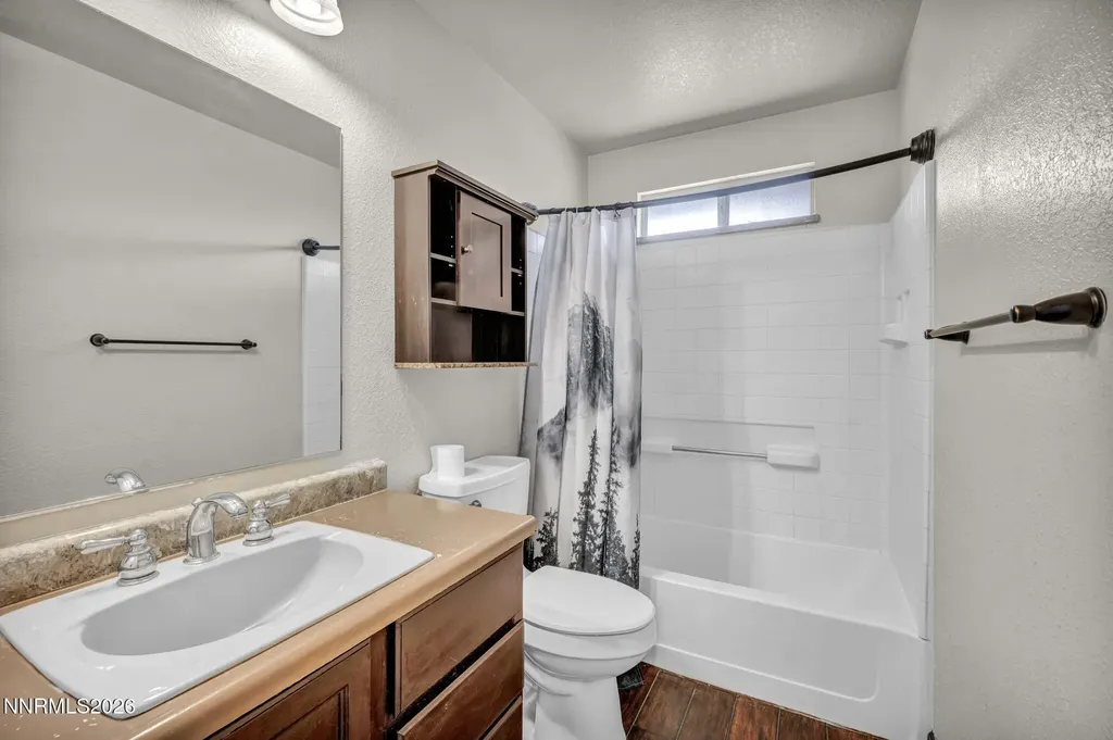 17575 Parrot Reno NV 89508
