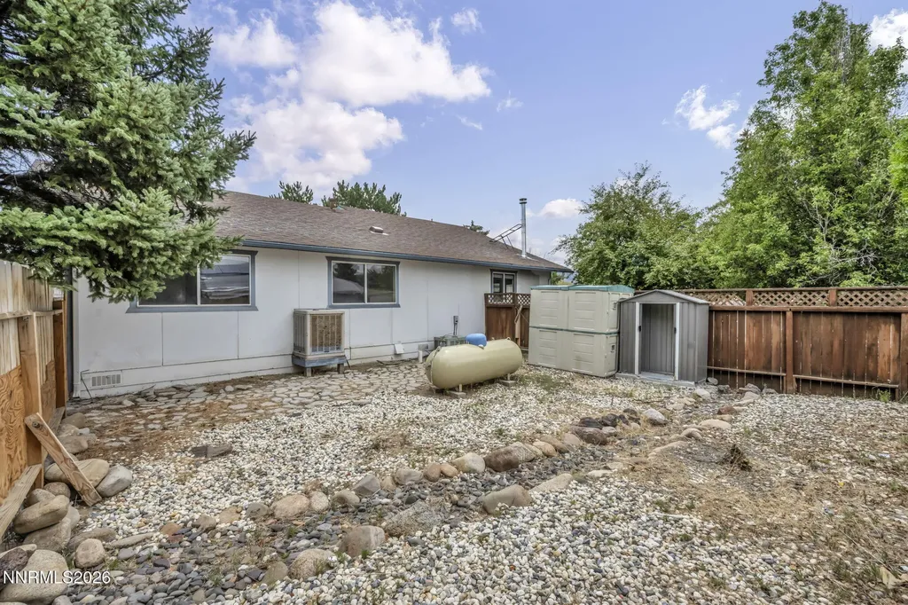 17575 Parrot Reno NV 89508