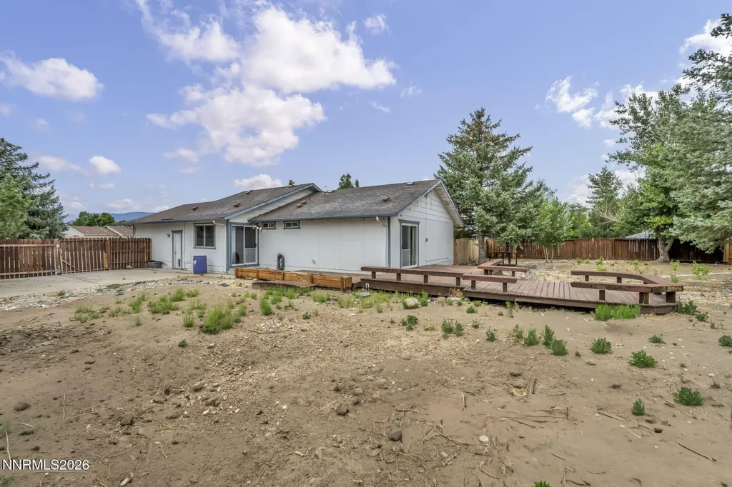 17575 Parrot Reno NV 89508