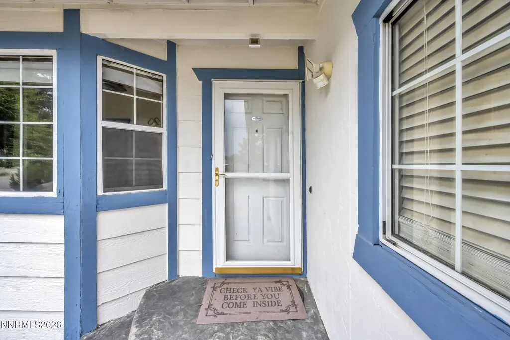17575 Parrot Reno NV 89508