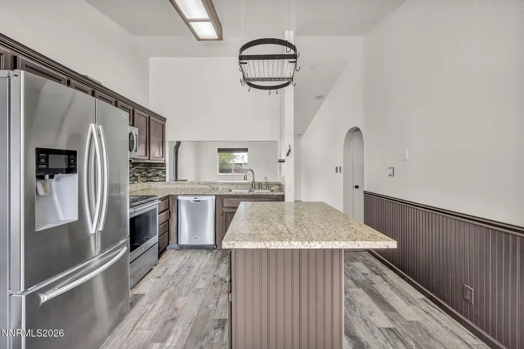 17575 Parrot Reno NV 89508