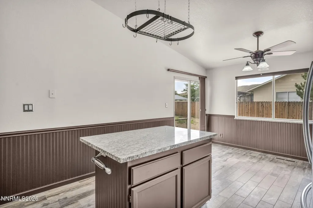 17575 Parrot Reno NV 89508