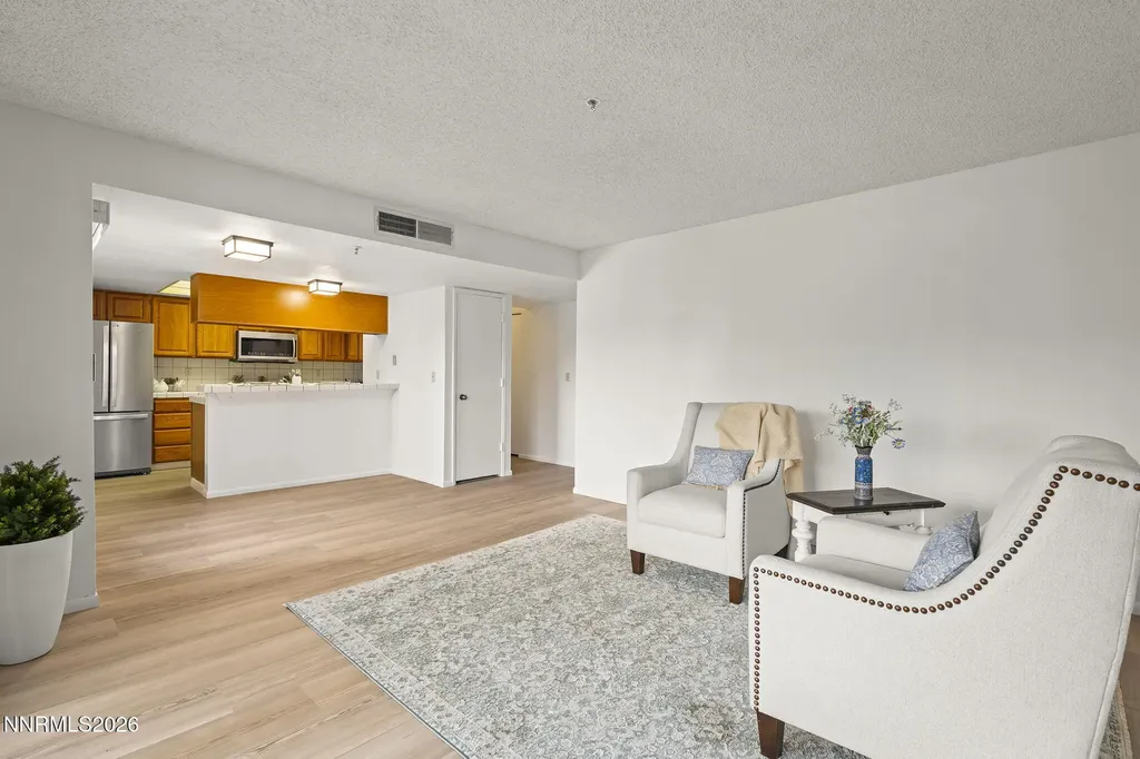 3095 Lakeside Reno NV 89509