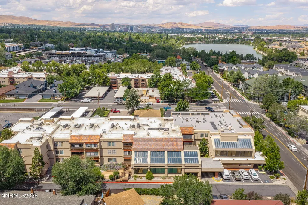 3095 Lakeside Reno NV 89509