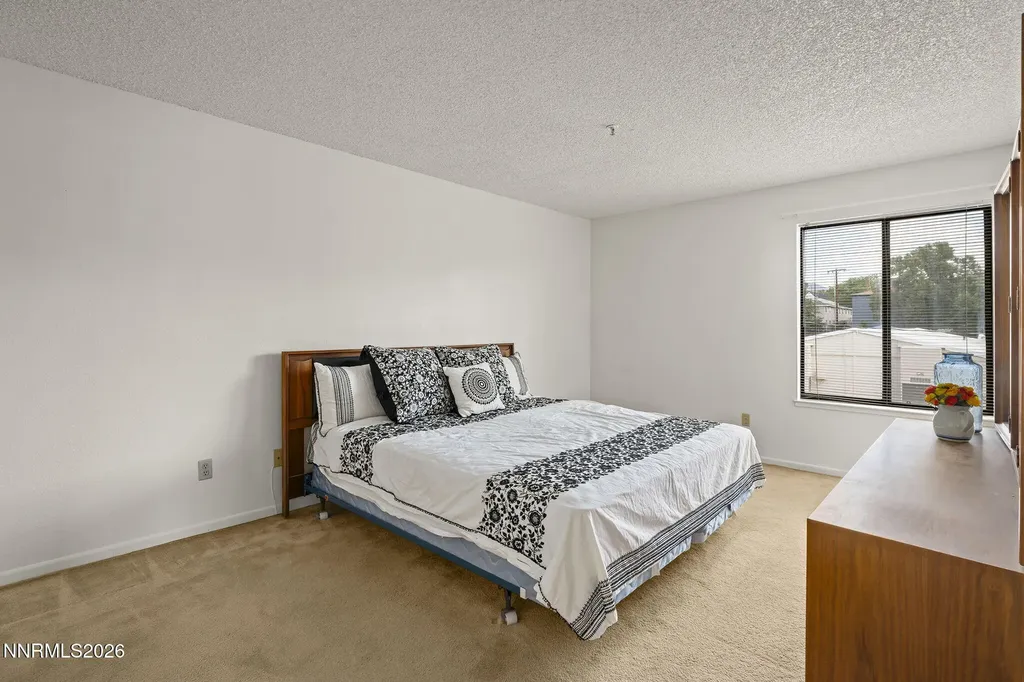 3095 Lakeside Reno NV 89509