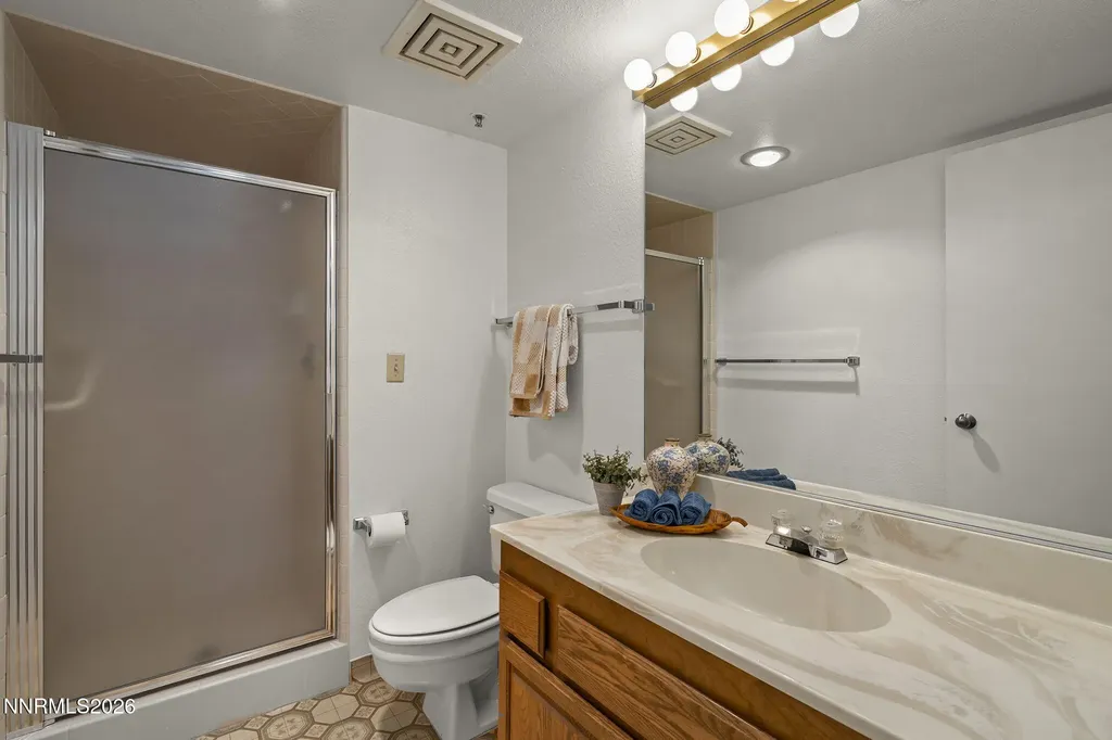 3095 Lakeside Reno NV 89509