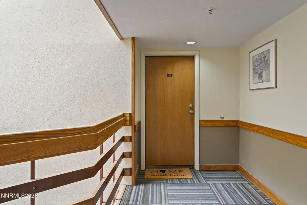 3095 Lakeside Reno NV 89509