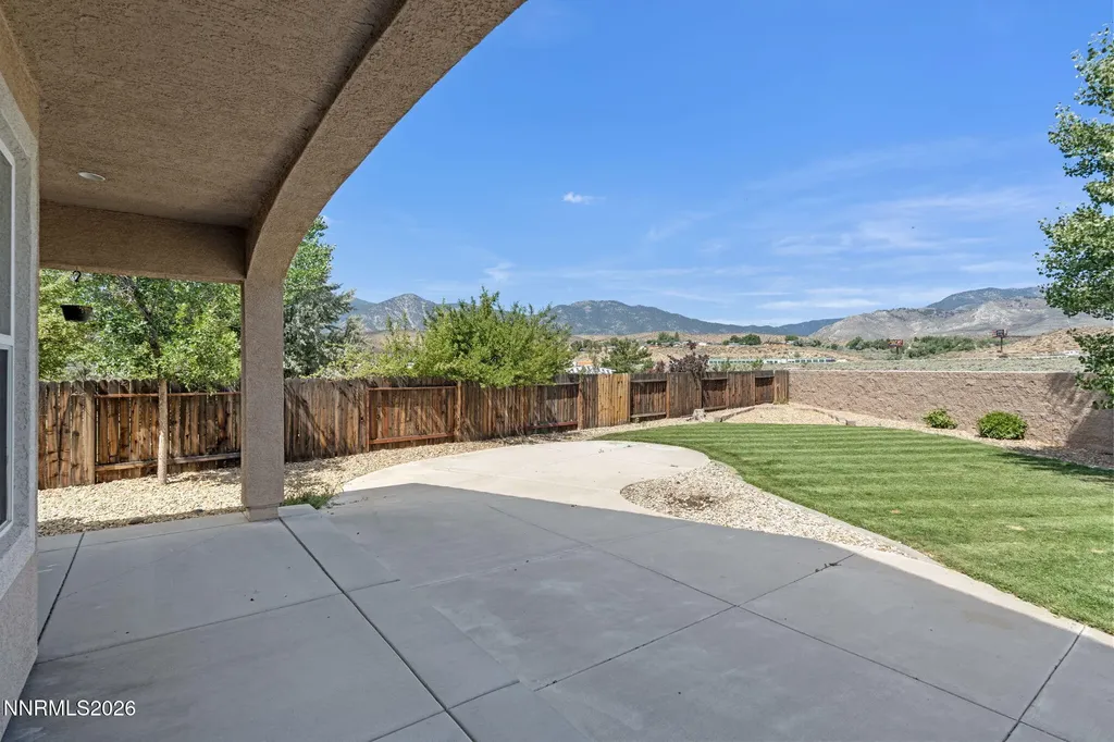 3312 Dog Leg Minden NV 89423