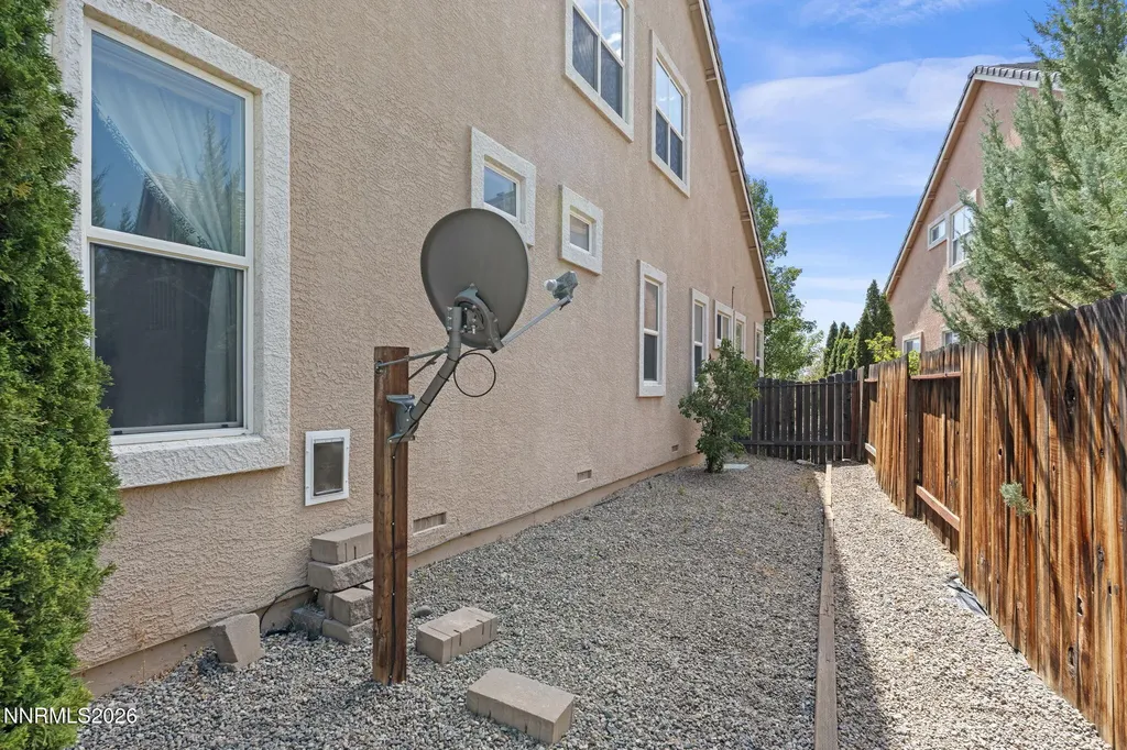 3312 Dog Leg Minden NV 89423