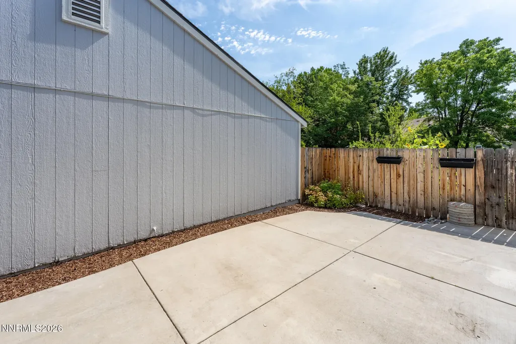 3268 Rose Vista Reno NV 89502