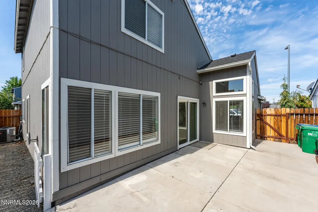 3268 Rose Vista Reno NV 89502