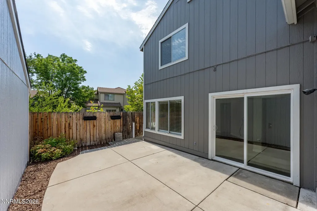 3268 Rose Vista Reno NV 89502