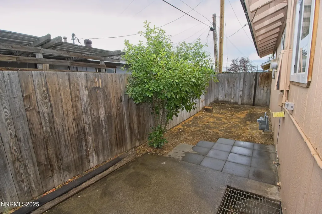 1600 Long Carson City NV 89706