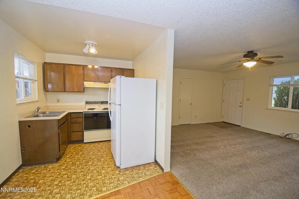 1600 Long Carson City NV 89706